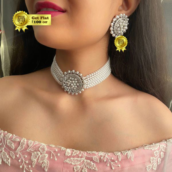 Luxury & Beautiful Sofia Pearl Choker Set